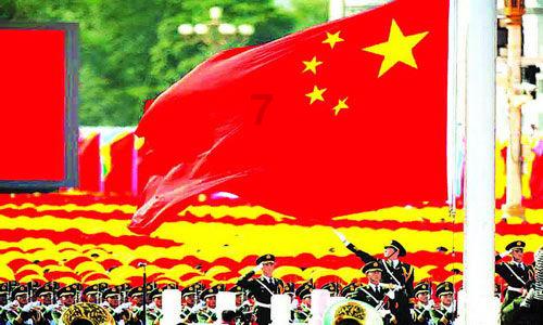 视频拍下医院急诊大厅变“水帘洞” ：系管道破裂导致 积水已清理