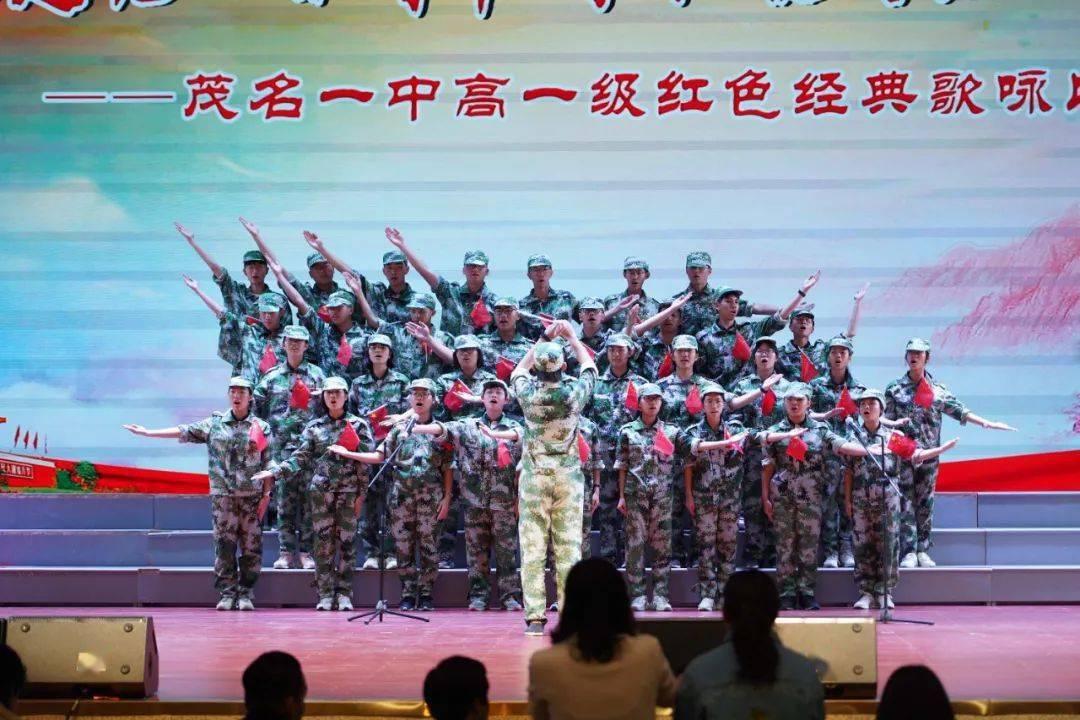 货车侧翻,多部门高效处置